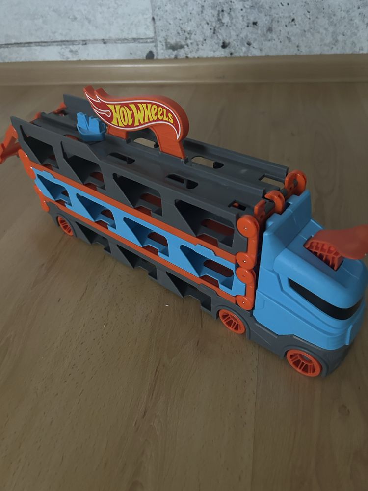 Auto tor Hot Wheels