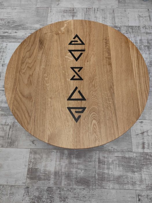 Stolik kawowy dębowy zalewany żywicą The Witcher