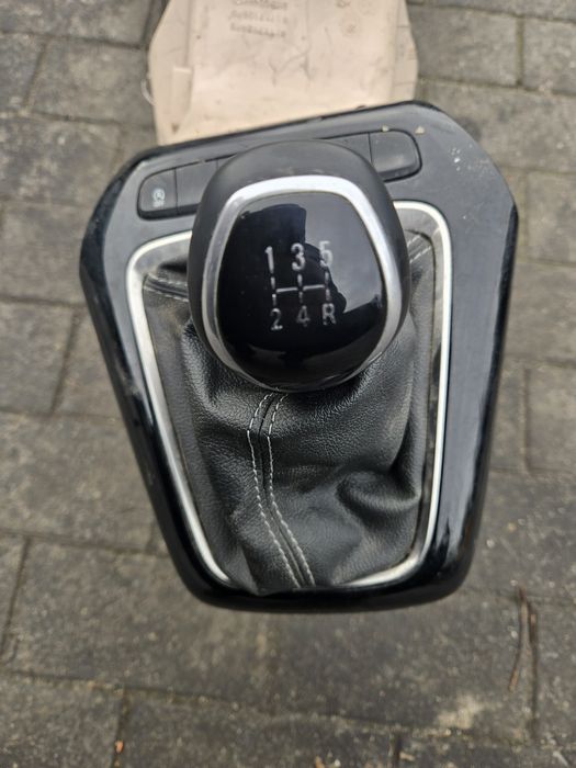 Lewarek galka linki zmiany biegów Opel Corsa F 1.2