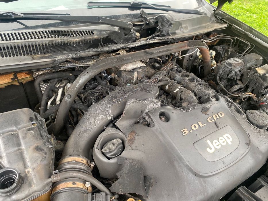 Поодам jeep Cherokee