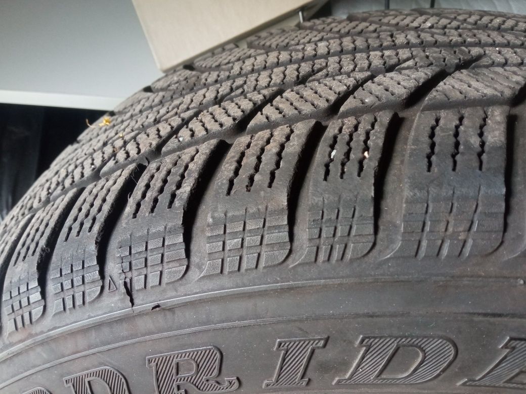 Opony 215/60 r16