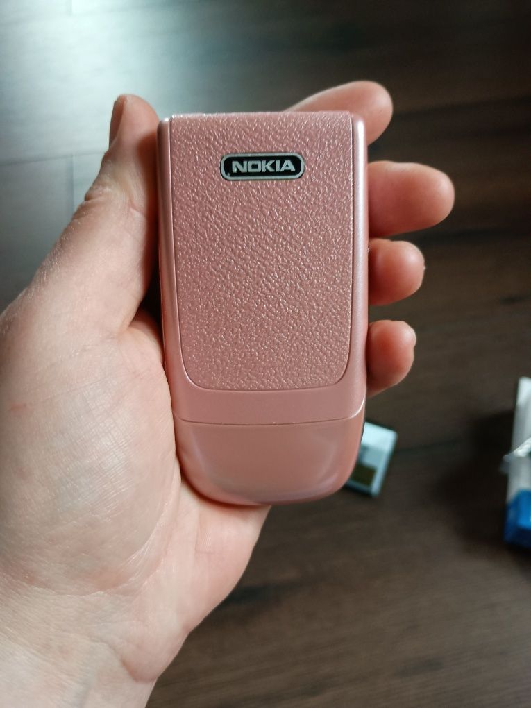 Nokia 6131 w stanie bardzo dobrym.