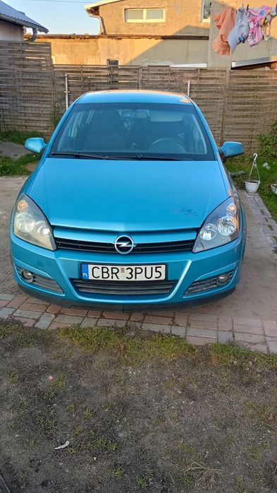 Sprzedam Opel Astra h 1.8 w gazie 125 km