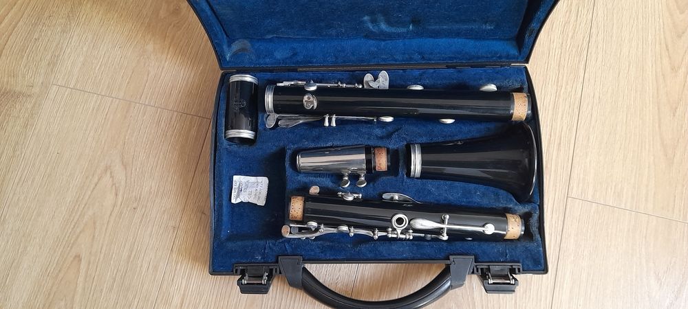 Klarnet Buffet B12 ustnik futerał akcesoria