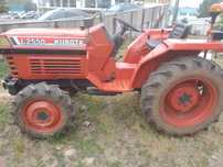 Trator Kubota l 2550 com matrícula 4x4