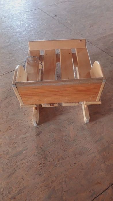 Дерев'яні санки для катання