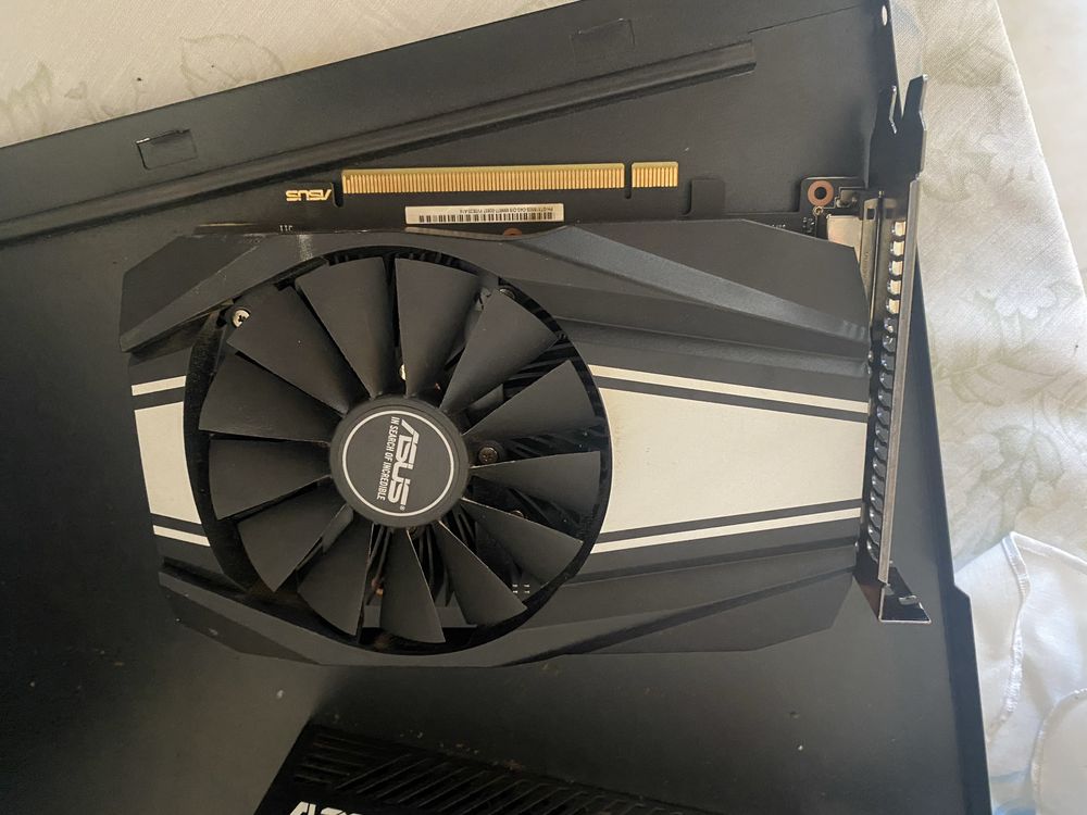 GTX 1650 Super 4GB