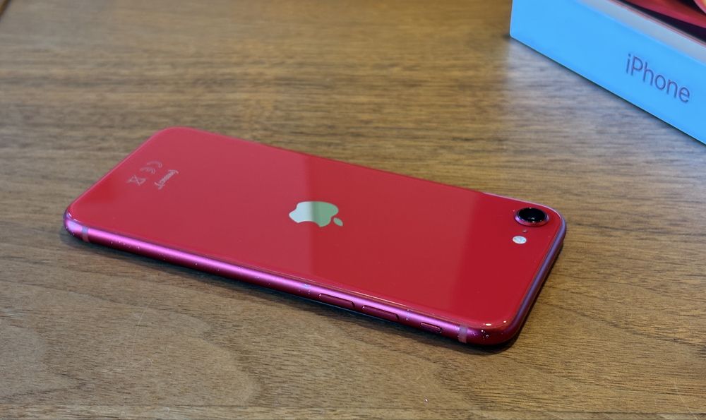 iPhone SE 2020 Red 128GB – bardzo dobry stan