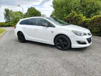 Opel Astra Opel Astra J OPC line 1.4 T 140km bogata wersja niski przebieg 135k