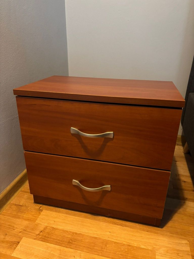 Szafka nocna z szufladkami