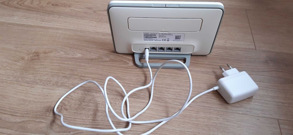 Modem Huawei B535-232 WiFi 4xLAN