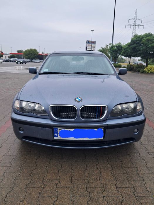 BMW 320i (2.2) sedan