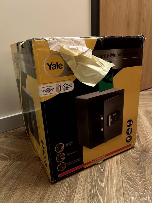 Sprzedam sejf YALE YSEM/400/EG1