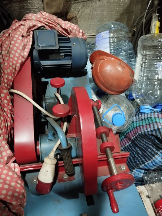 Відрізаний станок професійний