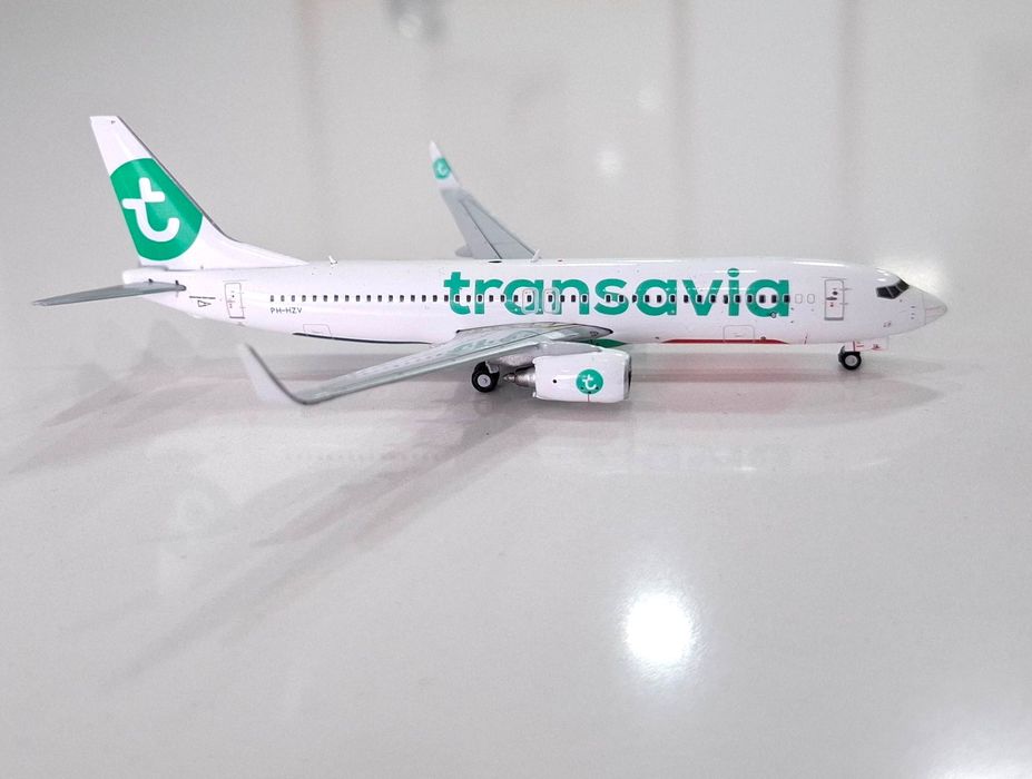 Boeing 737-800 (PH-HZV) da Transavia Airlines – 1/400