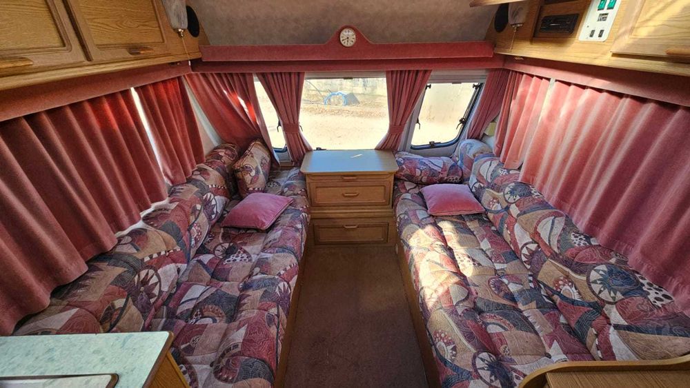 Caravana Inglesa Avondale Dark 515-4