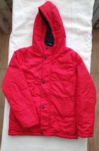 Червона демисезонна куртка  для хлопчика  146см
