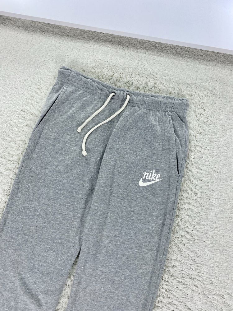 Спортивные штаны Nike tech fleece nsw swoosh спортивні штани