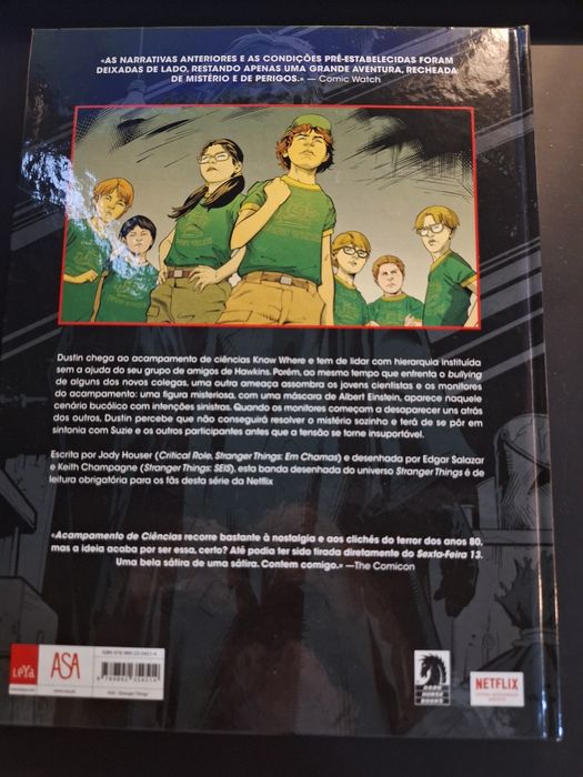 Livro "Stranger Things – Acampamento de Ciências "