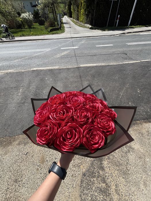bukiet 19 wiecznych czerwonych róż