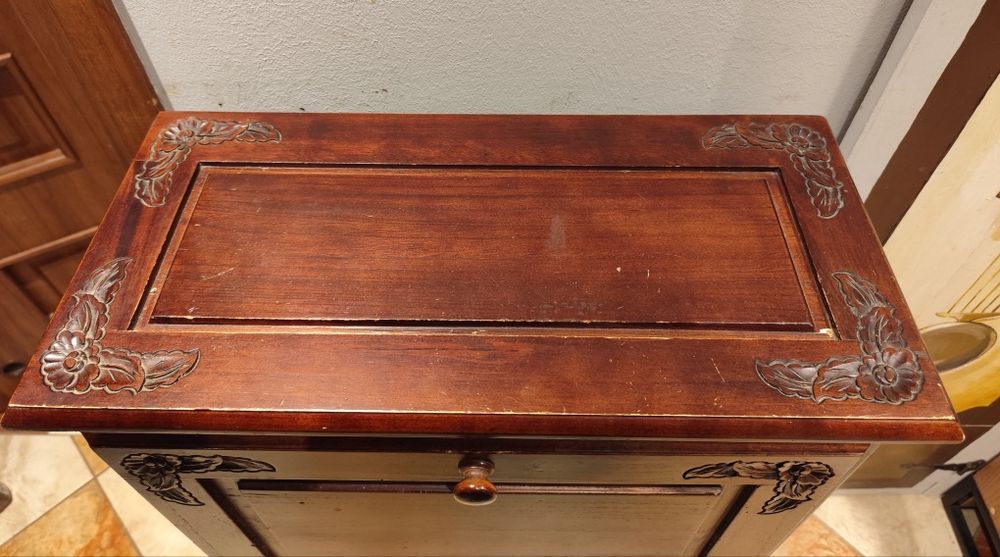 Szafka na buty do przedpokoju drewniana