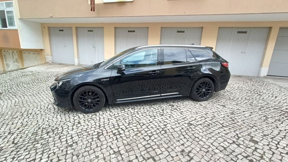 Toyota Corolla touring sport hybrido