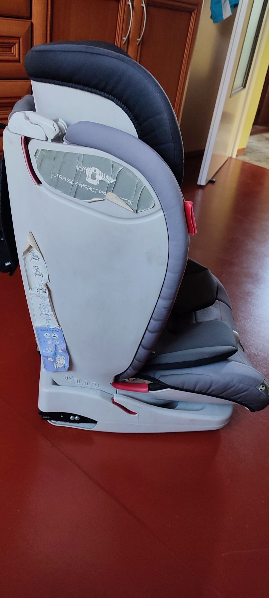 Fotelik samochodowy ISOFIX