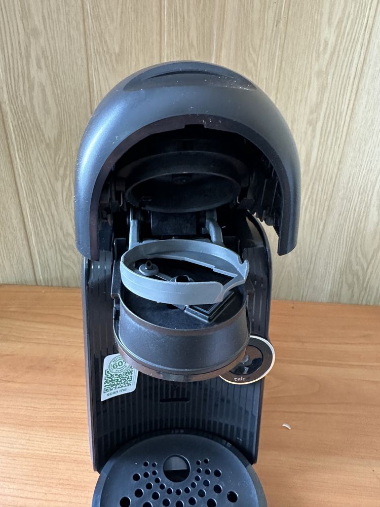 Капсульна кавоварка Bosch Tassimo TAS162E