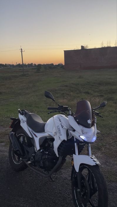 Продається ліфан кп200