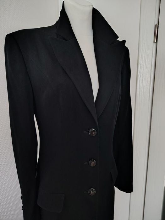 Пальто жіноче тонке подовжене