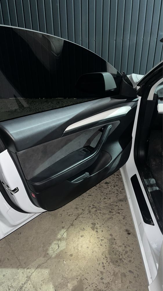 Розборка запчастини Tesla m3 тесла 3 рест 21+ заїхала 28.10