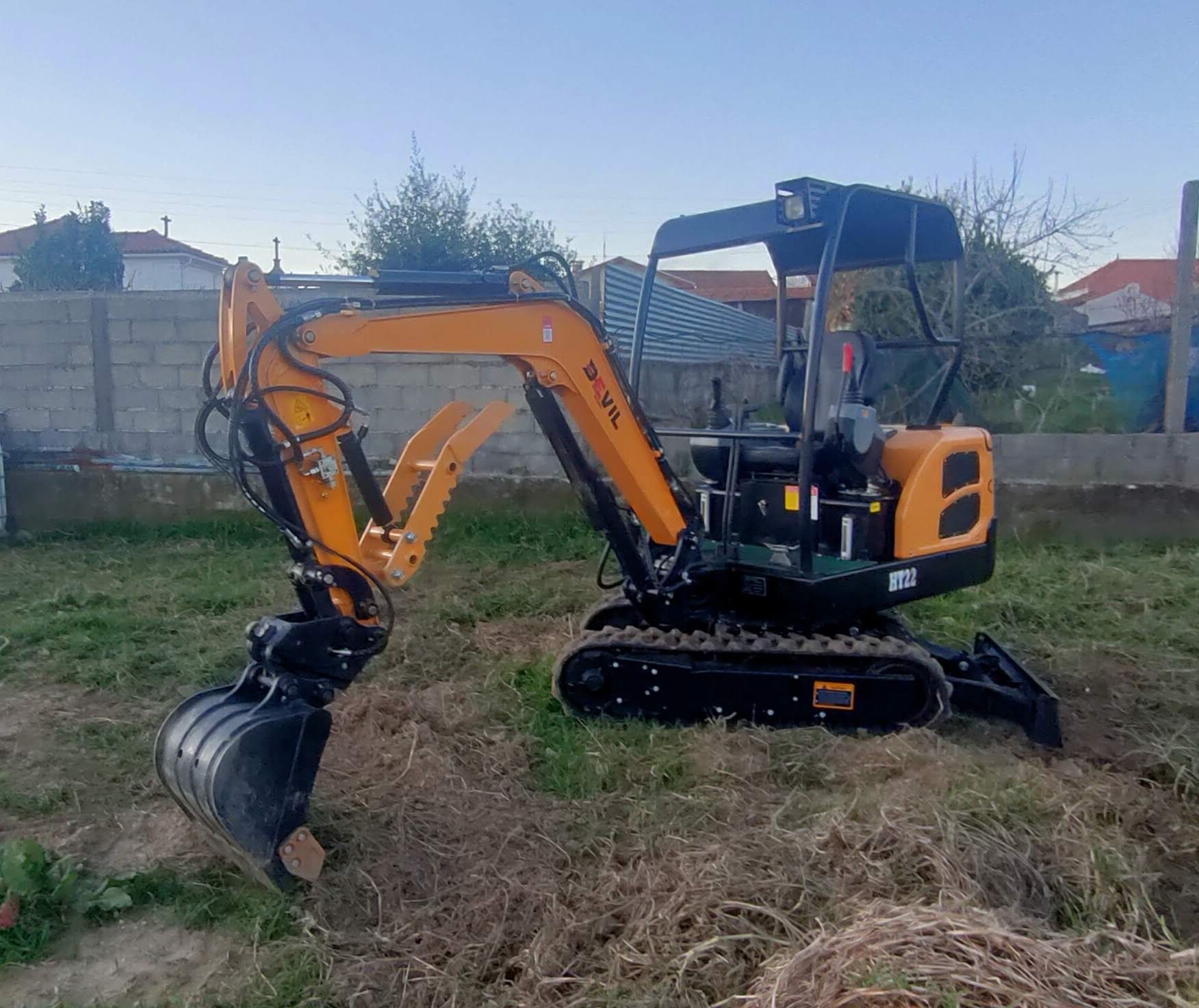Mini escavadora de 2200 Kg