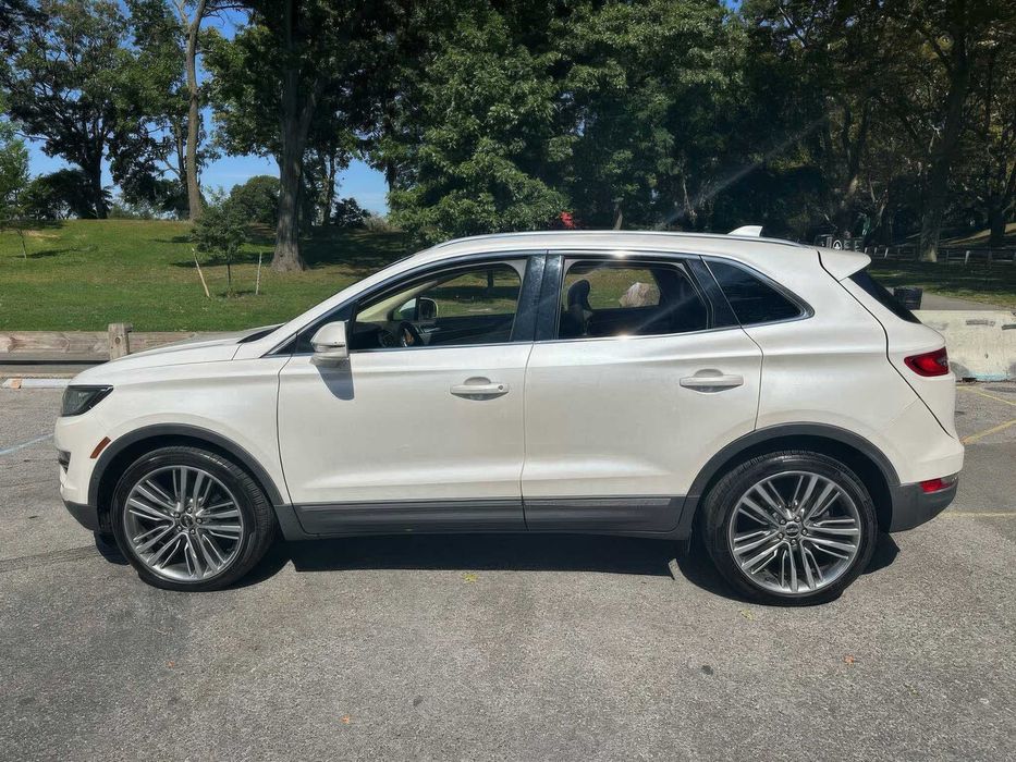 Lincoln MKC      2015