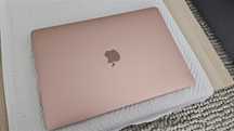 Macbook Air - 1.6GHz / i5 / 8Gb RAM / 256Gb SSD / Sonoma / A1932