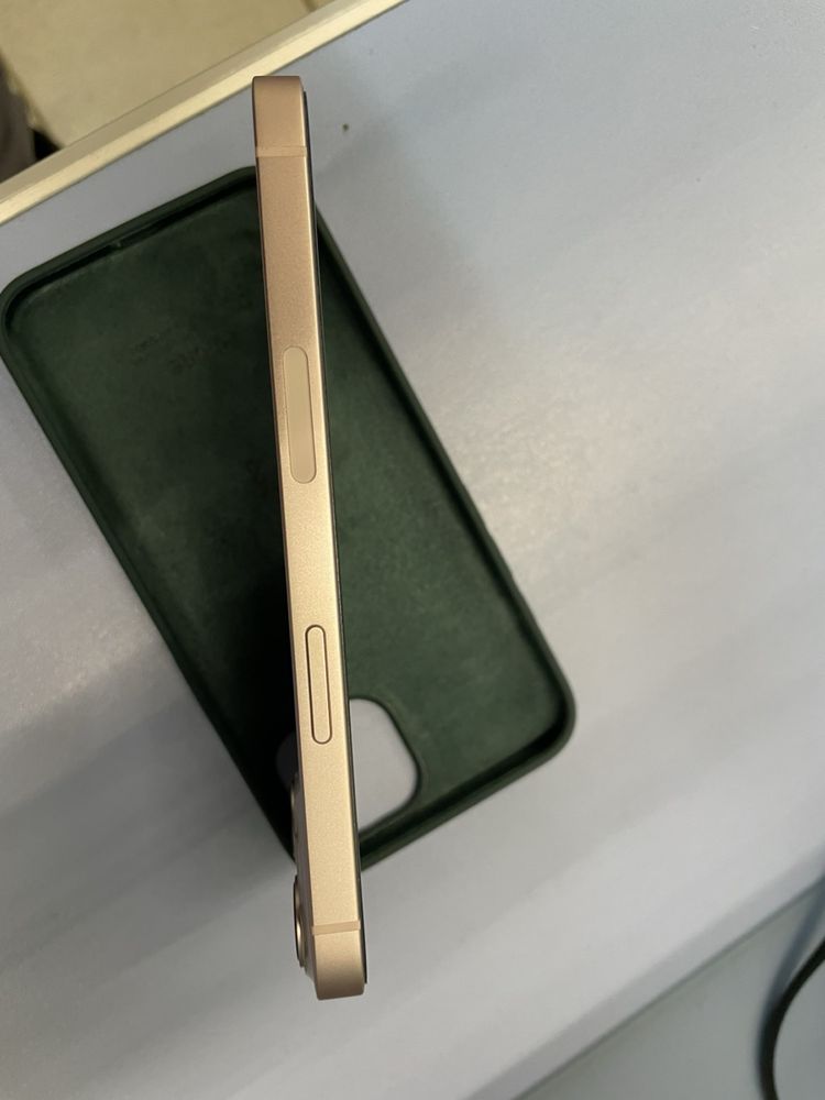 Продам iphone 13 128 Гб r-sim