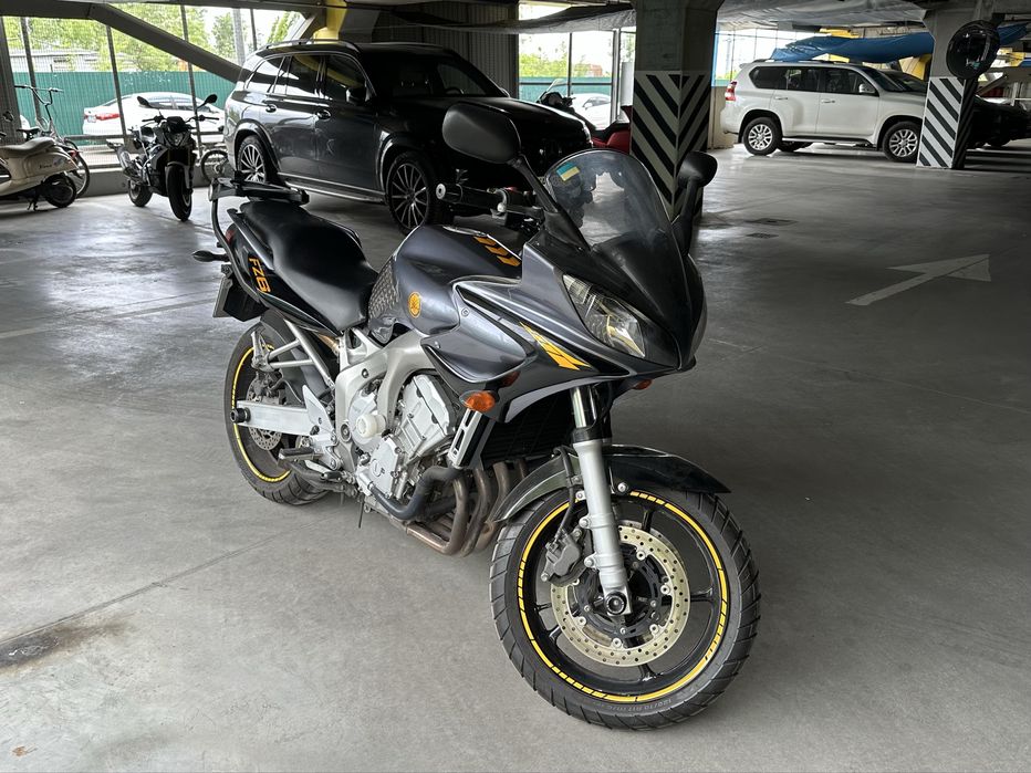 Yamaha FZ6 Fazer 600 2004р