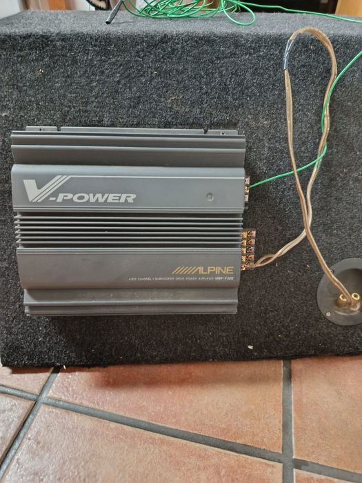 subwoofer de carro JBL GT4-12