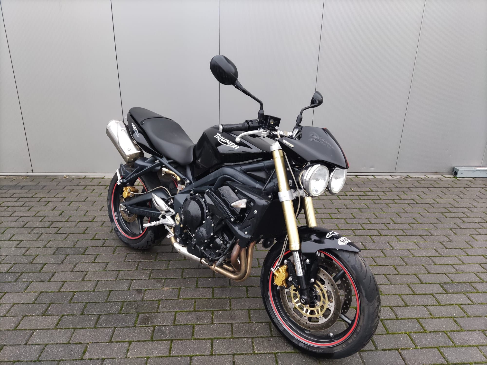 Triumph street triple  675