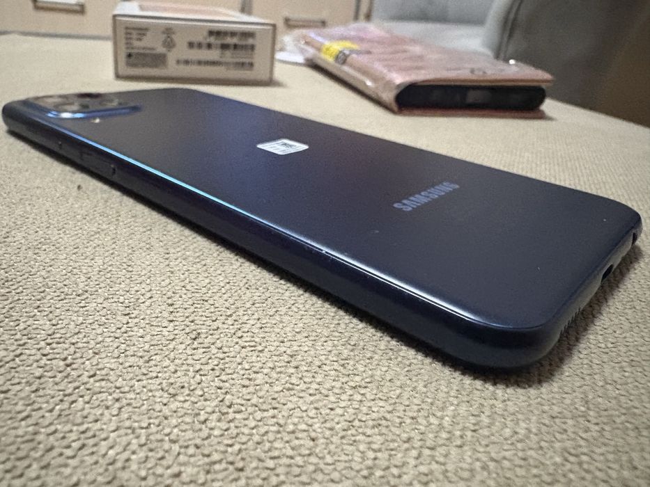 Samsung Galaxy M33 5G