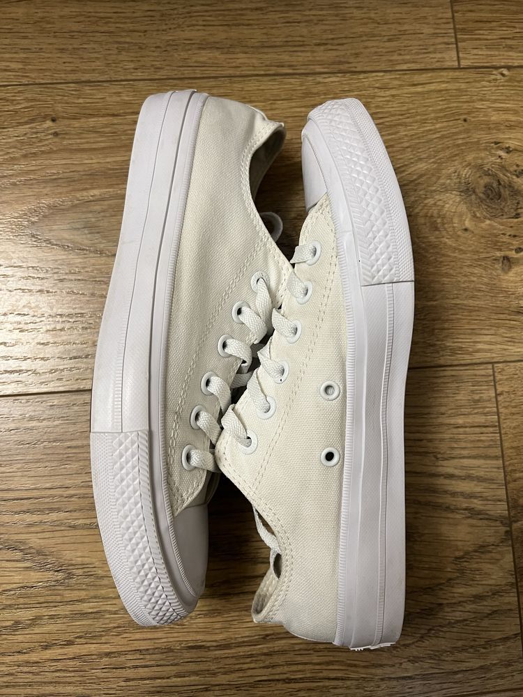 Оригінальні кеди Converse Chuck Taylor White