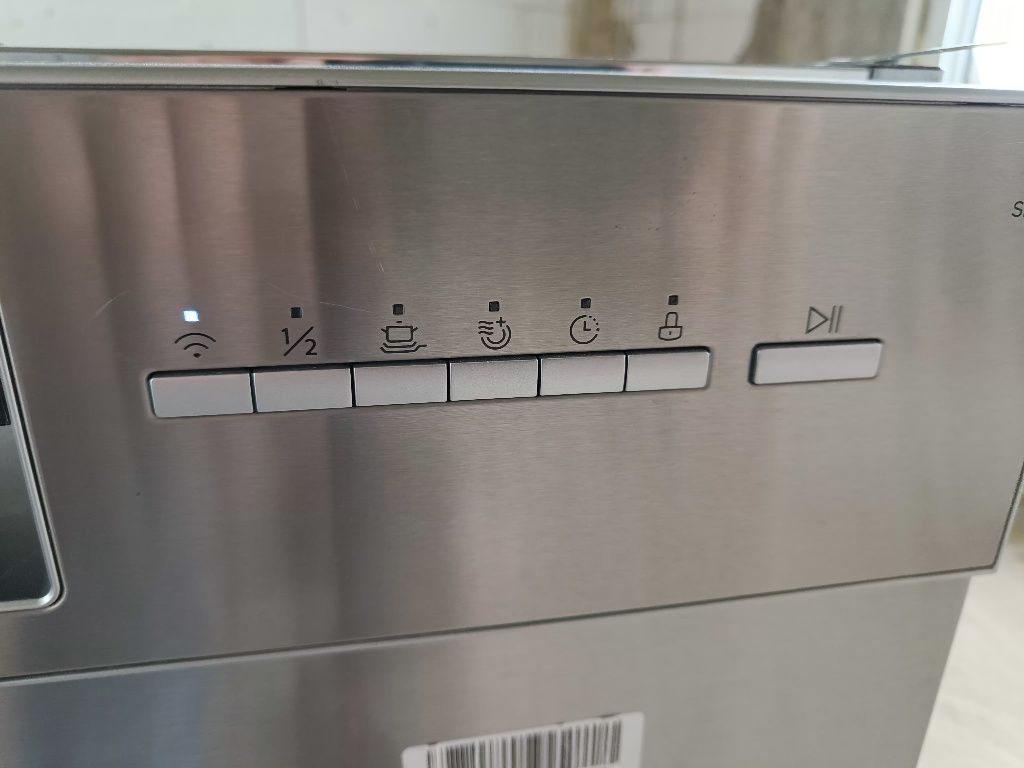 Nowa powystawowa zmywarka Midea MDWEU1435XSS-W 60cm