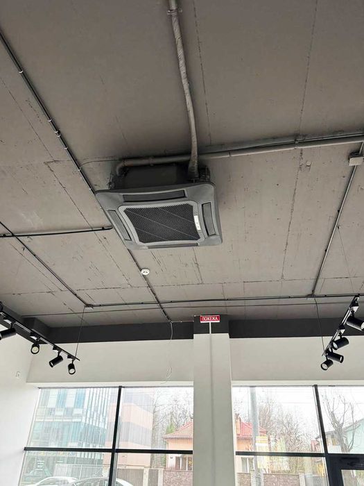 Оренда приміщення в мега-прохідному місці - озеро, парк, Мазепи,160А