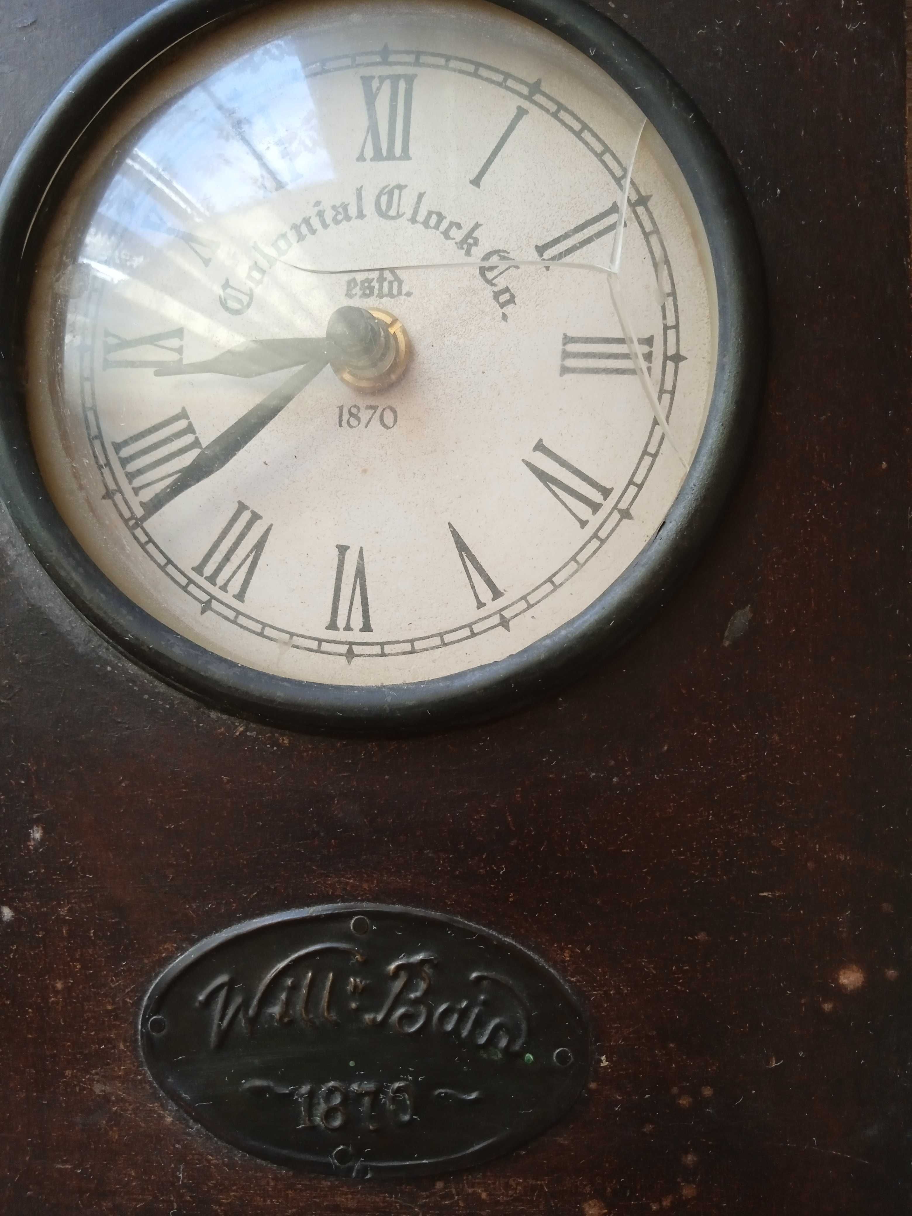 Zegar na szafkę drewniany