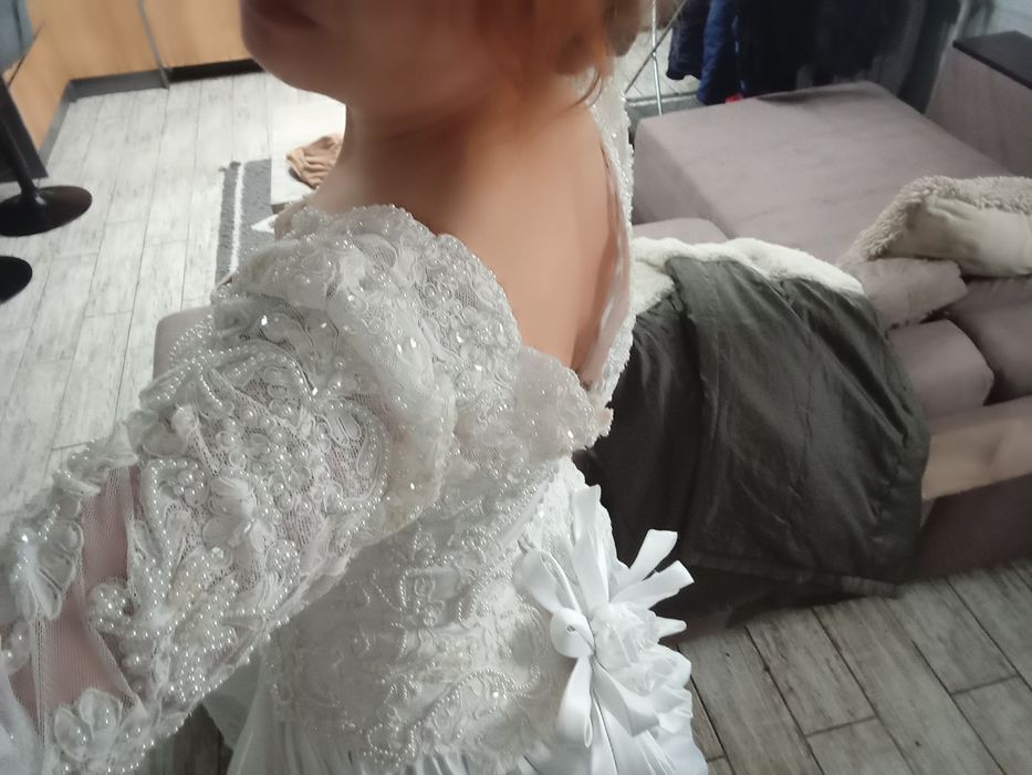 Вінтажна весільна сукня Alfred Angelo.