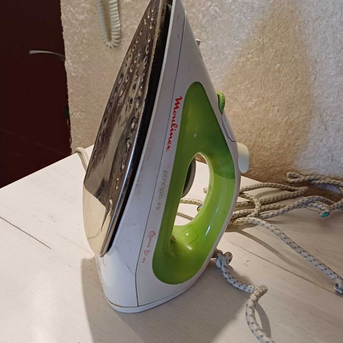 Продам Утюг б/ у