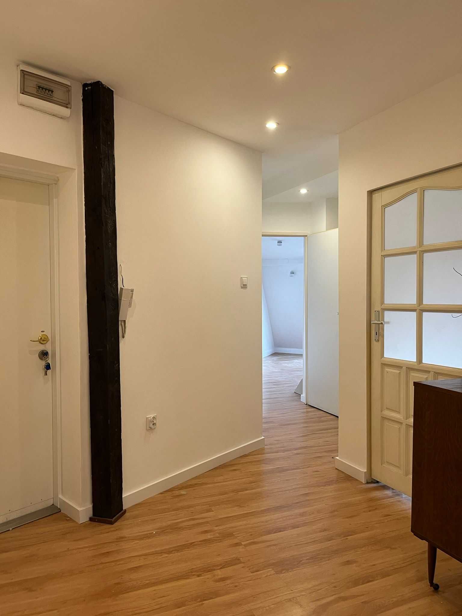 Mieszkanie z dużym tarasem w centrum 80 m² użytkowe - 100 m² po podłod