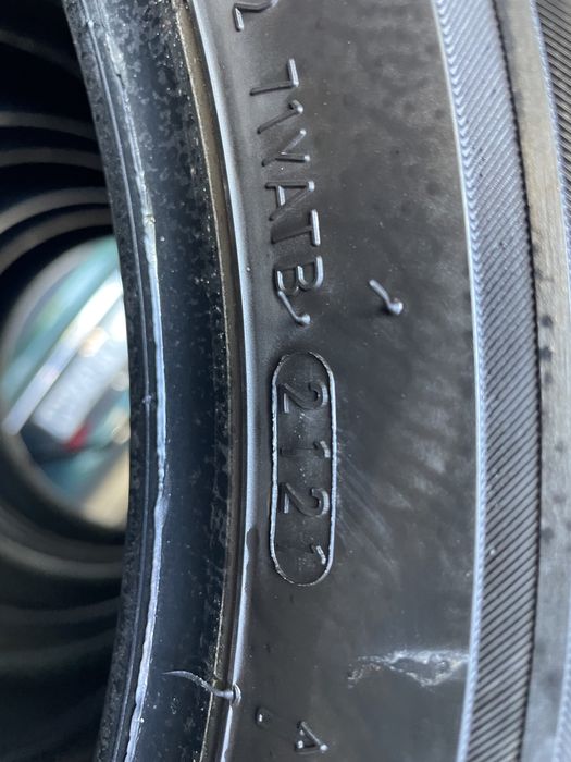 KUMHO 215/65 R17 Super stan! 21 rok