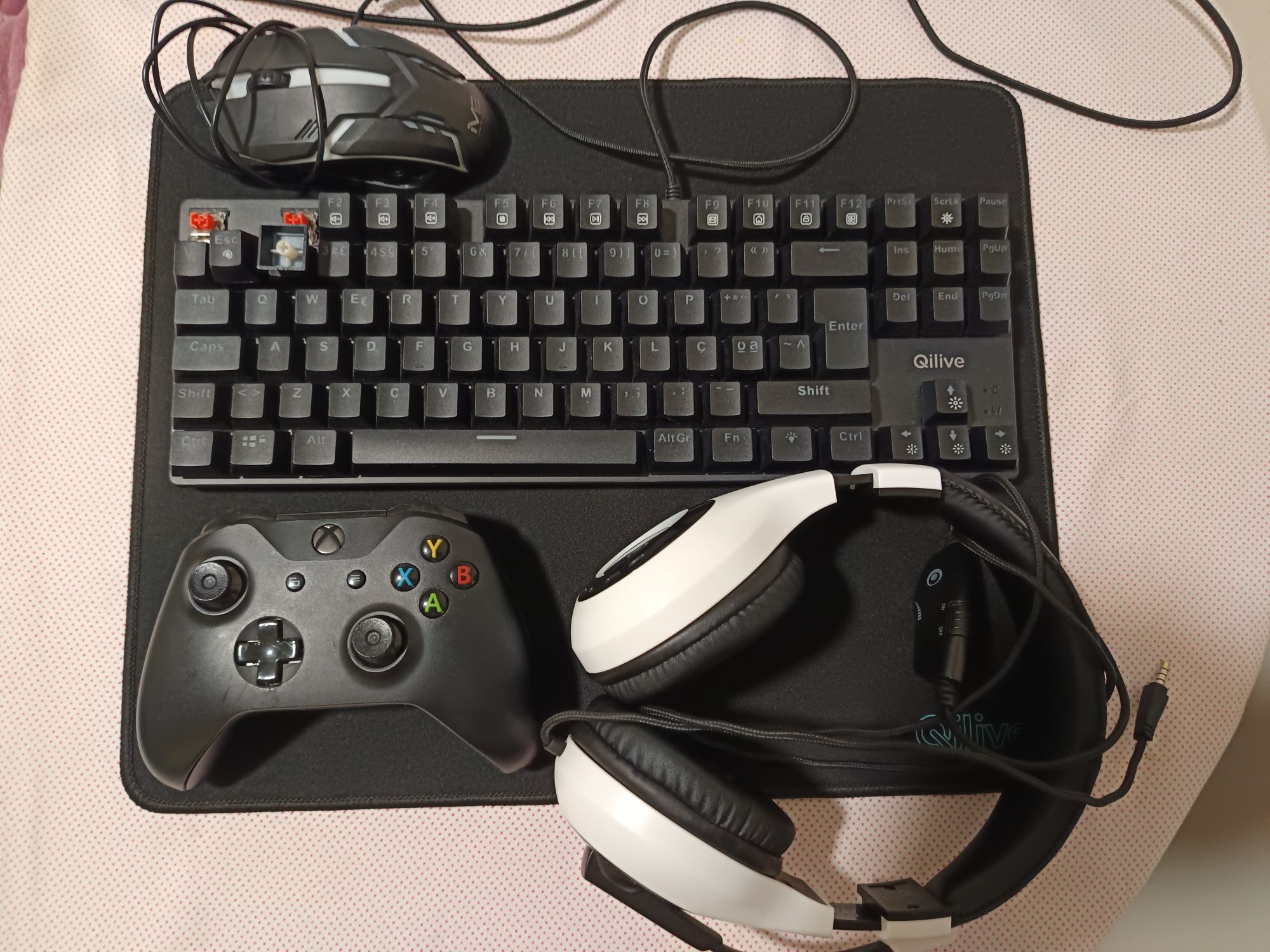 Monitor mais Xbox s e acessórios