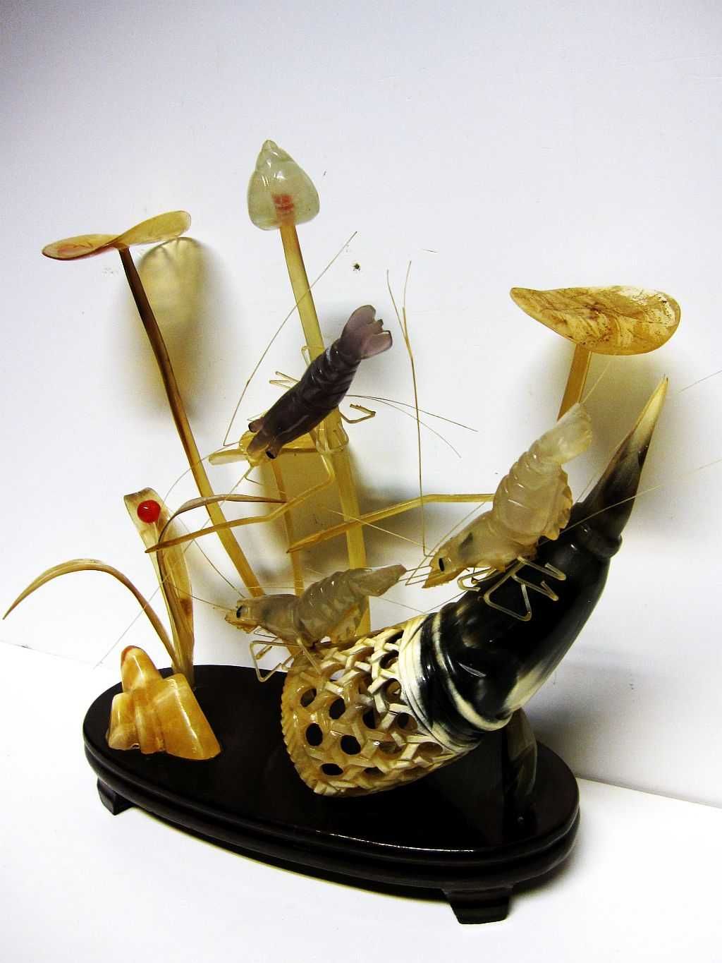 vintage escultura de paisagem subaquática com camarões em chifre +++