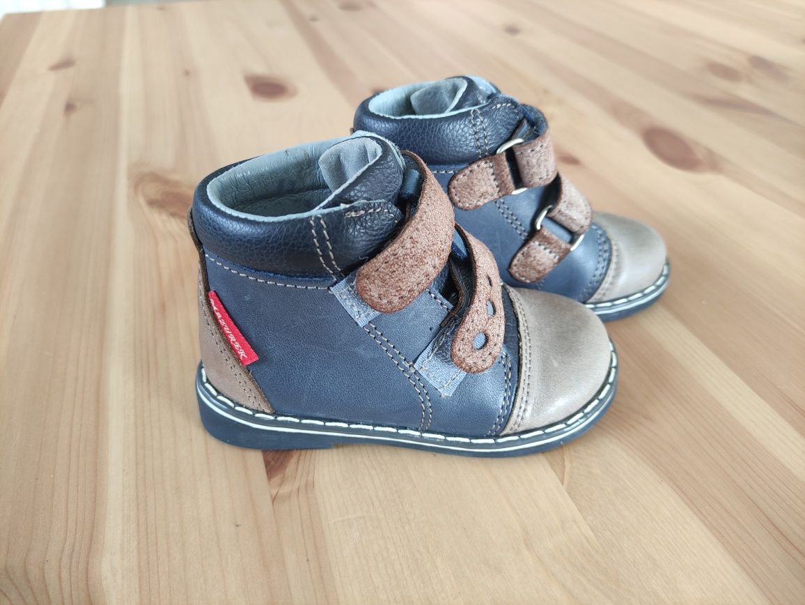Buty trzewiki na wiosnę dla chłopca r. 20 Mazurek NOWE